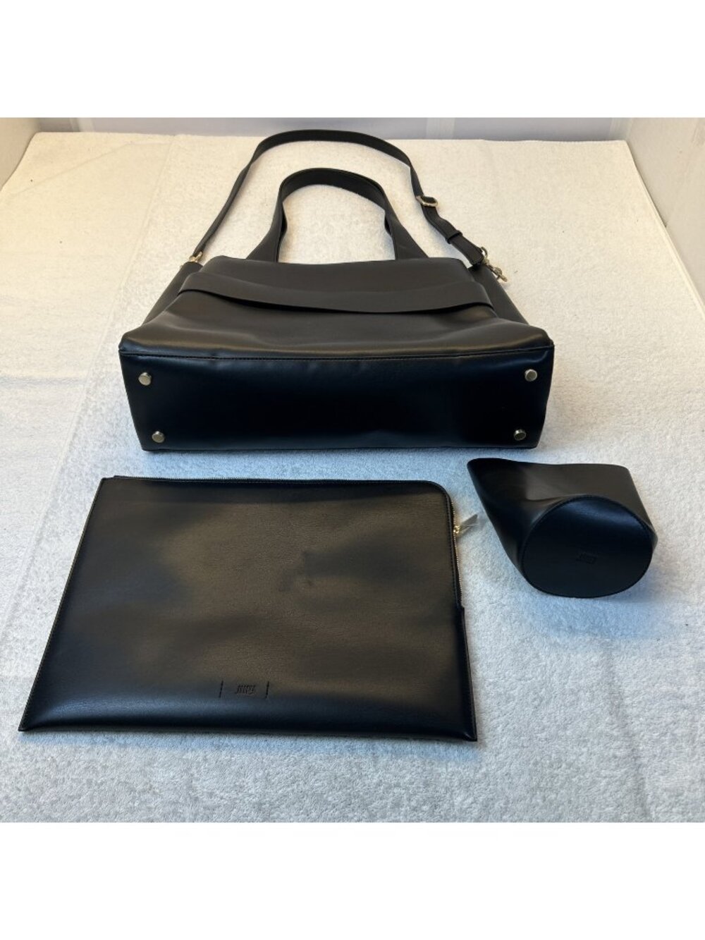 July Luggage Computer Weekender Bag Black Multi (4) Interior Pockets NWOT
